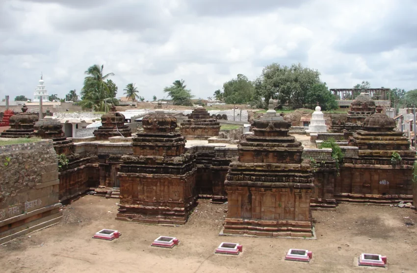 Navalinga Temples at Kuknur 1